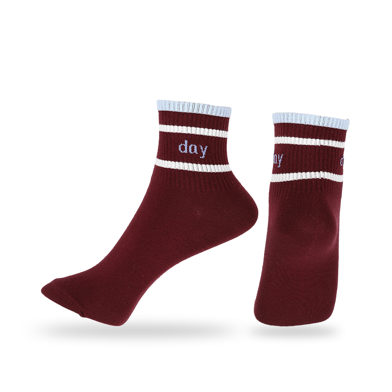 Calzini sportivi classici unisex a righe e lettere