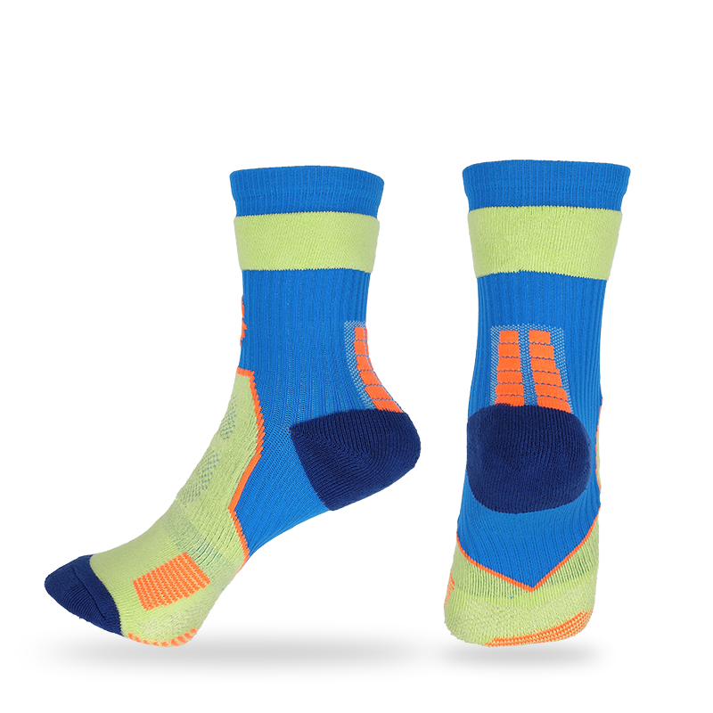 Calzini da basket atletici con cuscino freestyle con tecnologia autoreggente, supporto dell'arco plantare e design in rete traspirante
